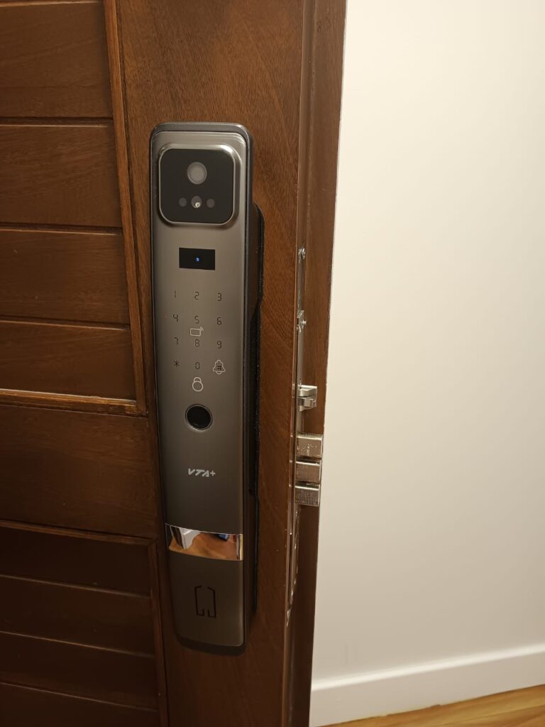 Cerradura biometrica facial